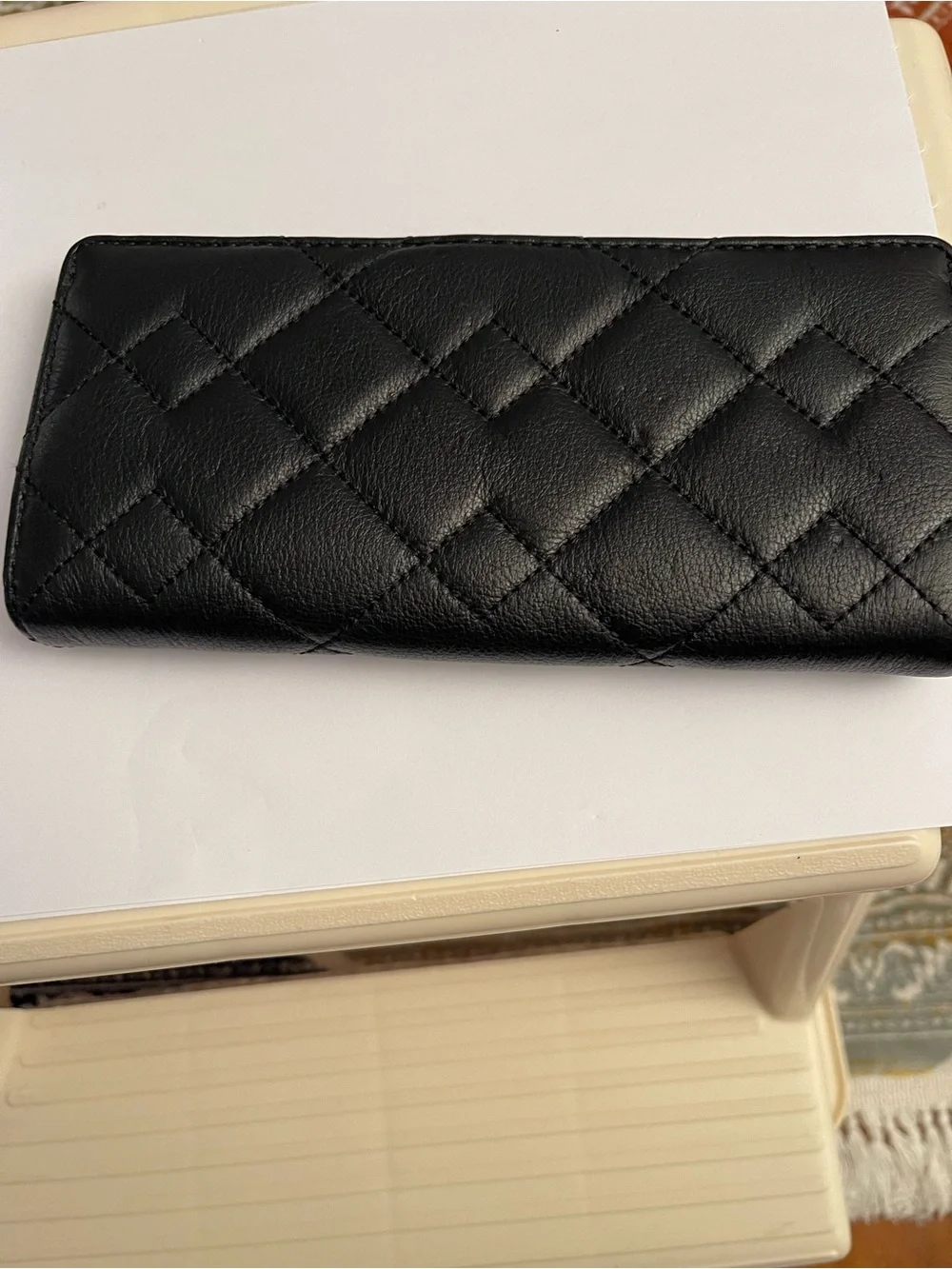Marc by Marc Jacobs Black Quilted Leather Zip Wallet